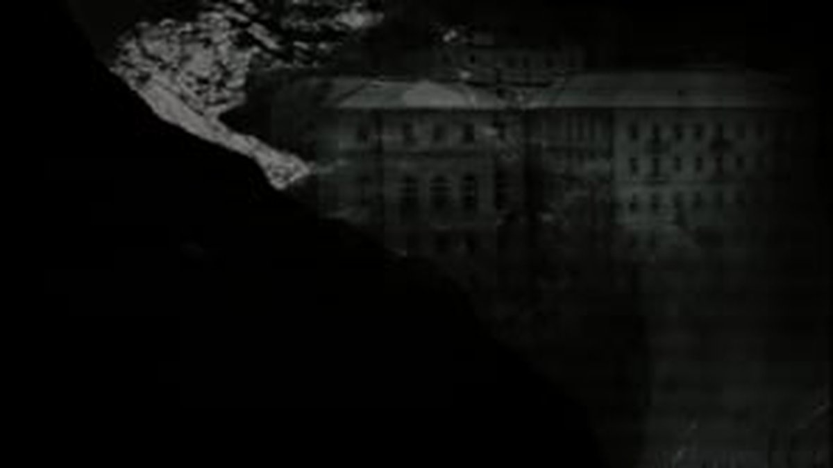 Superimposition – Schichten der Vergangenheit