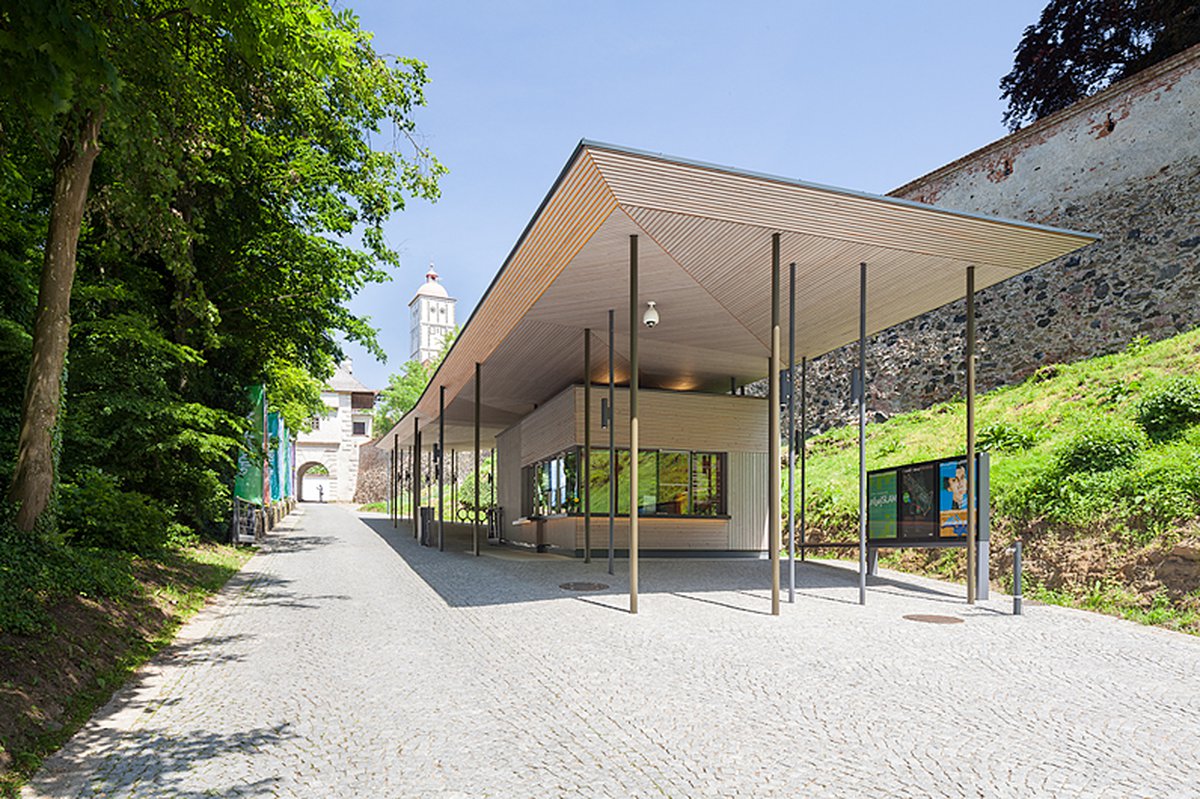 Summer destination Schallaburg castle