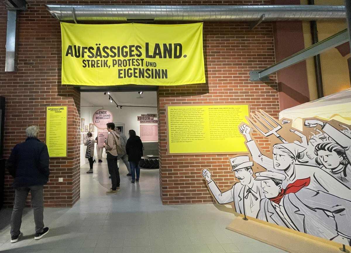 "Aufsässiges Land" moves on ...