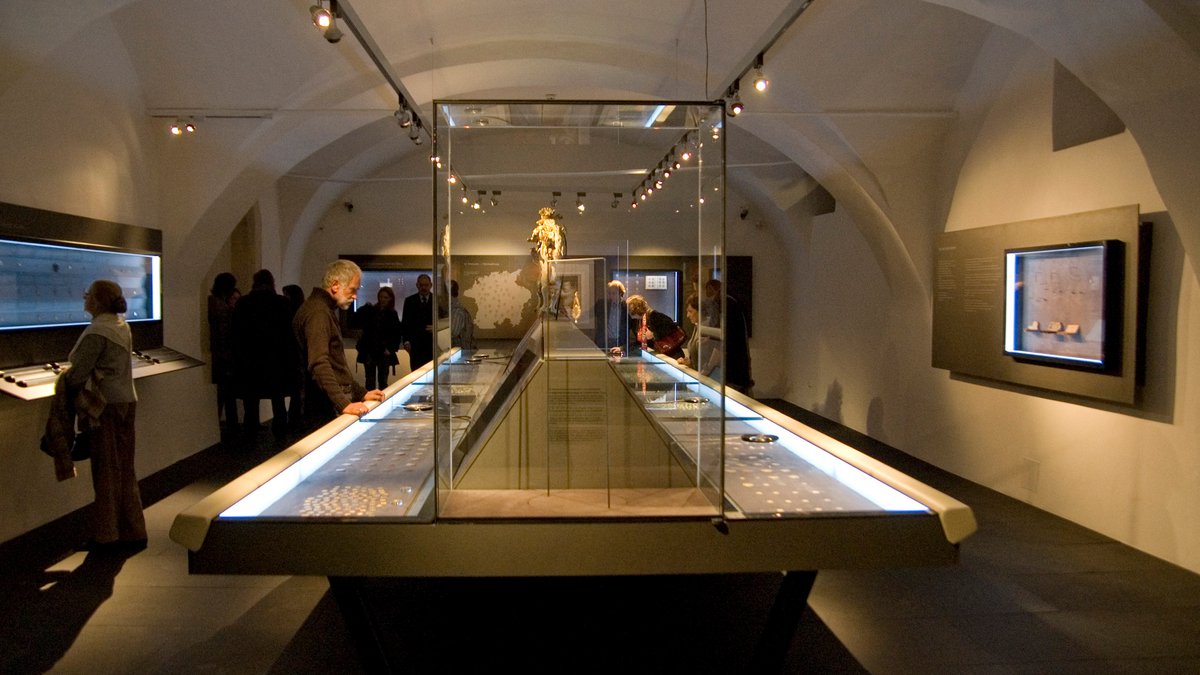 Exhibition „Einprägsam“  Coin Cabinet of Eggenberg Castle