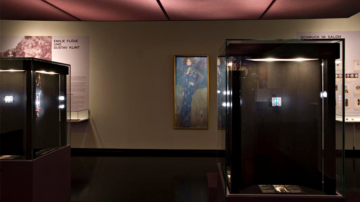 Exhibiton "Glanzstuecke"