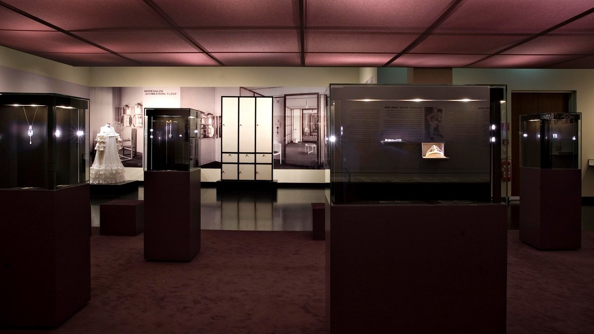 Exhibiton "Glanzstuecke"