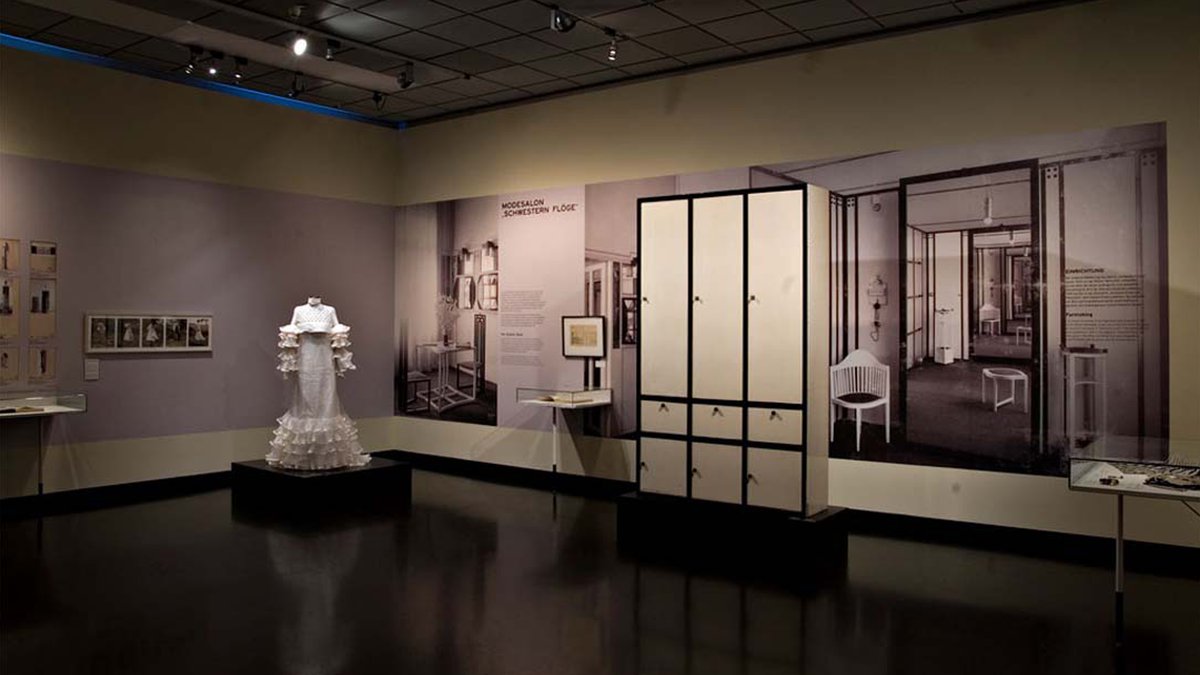 Exhibiton "Glanzstuecke"