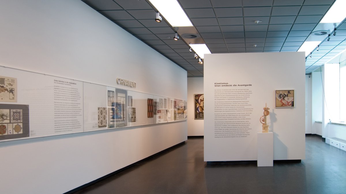 Exhibition "Kinetismus", Vienna museum