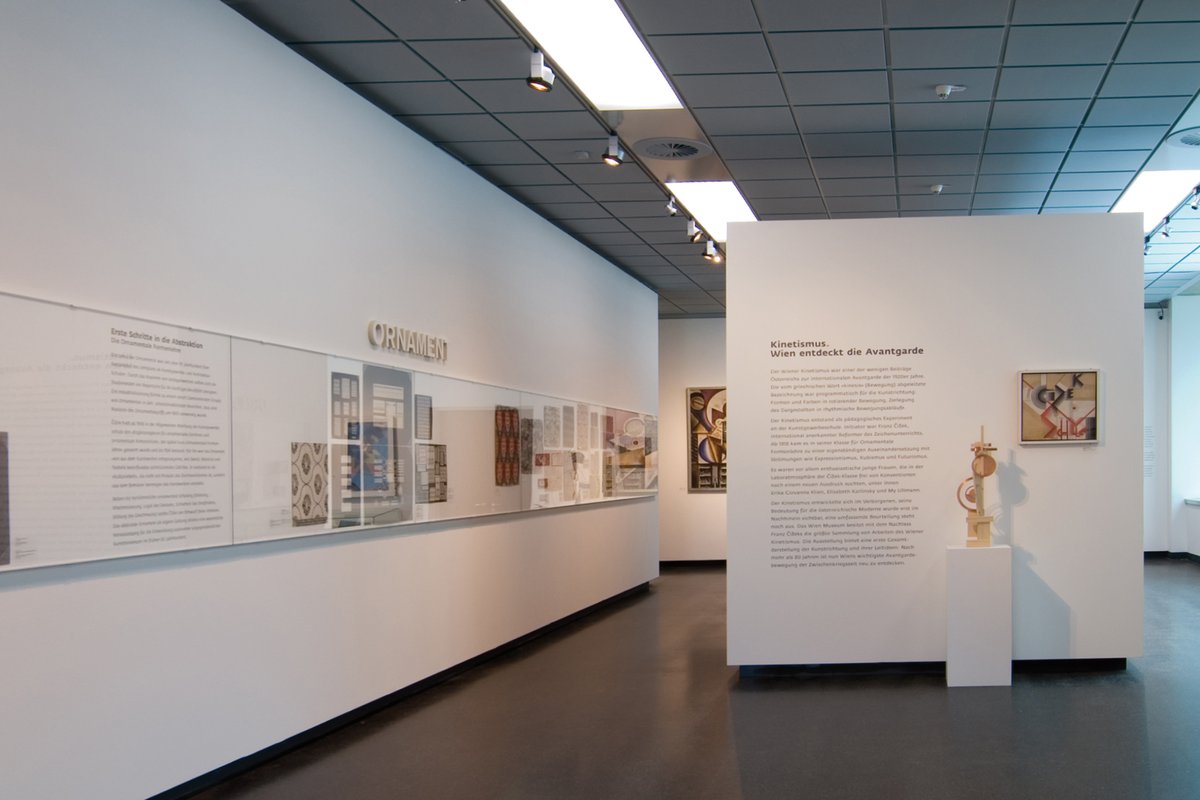 Exhibition "Kinetismus", Vienna museum