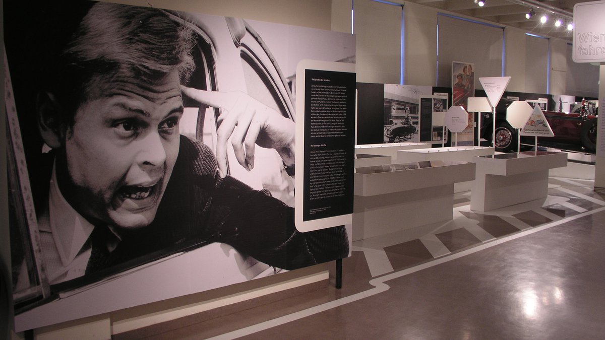 Exhibiton Spurwechsel, Engineering museum Vienna