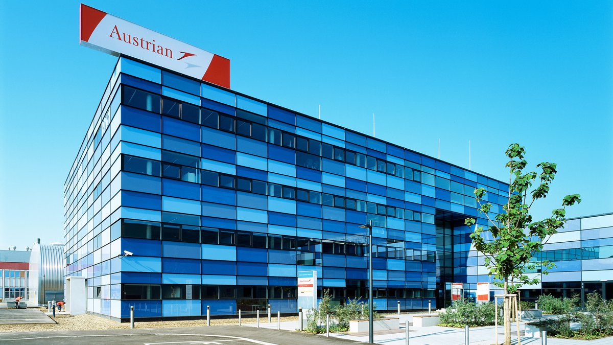 Austrian Airlines Group Training Building