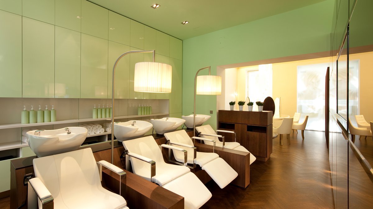 Bundy Bundy hairdressing salons