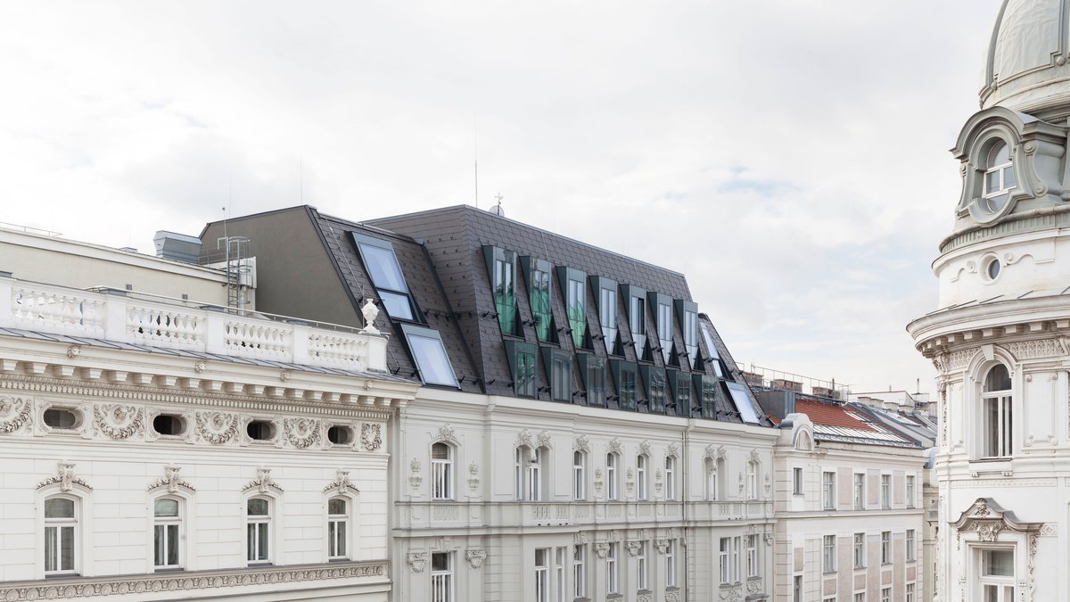 Roof expansion Gußhausstraße