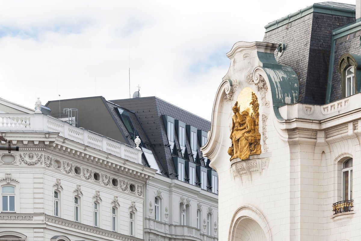 Roof expansion Gußhausstraße