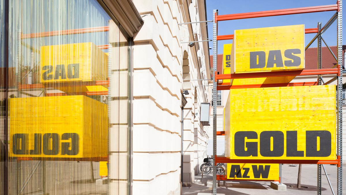 Az W Gold. The Collection