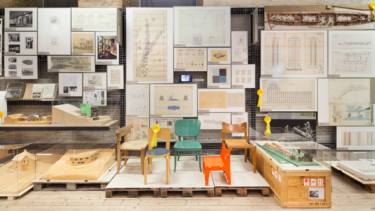 Az W Gold. The Collection