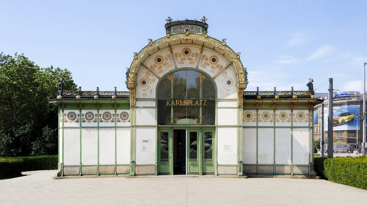 Otto Wagner Pavilion including a shop, Vienna