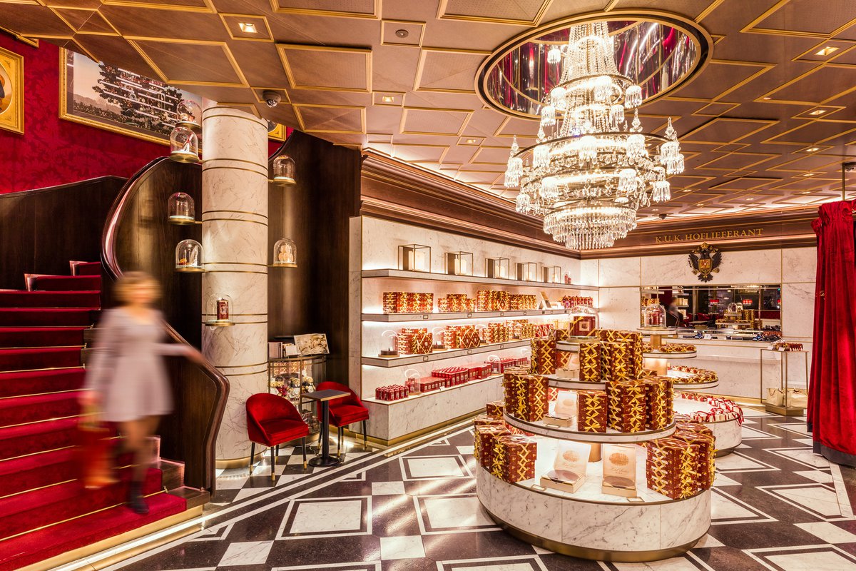 Café Bel Étage, Hotel Sacher